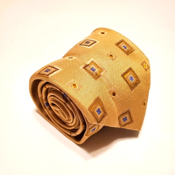Hugo Boss Necktie Gold Geometric Silk Neck Tie - Picture 1 of 5
